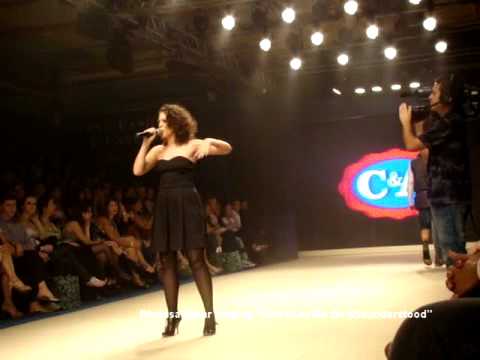 Rhaissa Bittar singing Dont Let Me Be Misunderstood