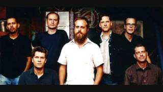 Calexico & Iron & Wine - He Lays In The Reins