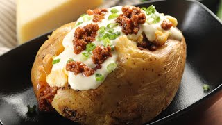 Why Baked Potatoes Always Taste Better At A Restaurant