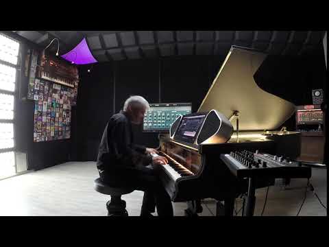 Coming soon, stay tuned! Arturia OB-Xa V in action ...