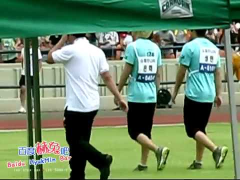 110827 Idol Star Championship Sungmin imitates Eunhyuk ‏   YouTube