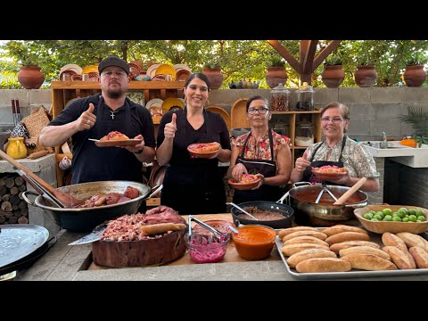 TORTAS AHOGADAS TIPICAS DE GUADALAJARA, JALISCO CON CARNITAS MICHOACANAS!