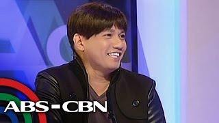 Is Direk Wenn 'pressured' in his work?