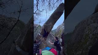 Video thumbnail of El Combo Linga, 7A+. La Pedriza