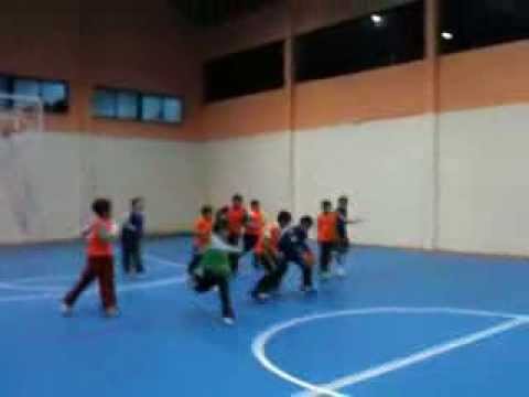 Los peques amenizan el partido cb cooperativa electrica de callosa - cb torrevieja