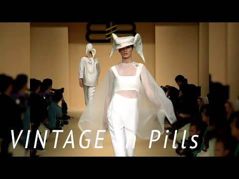 Vintage in Pills BALENCIAGA Spring 1993 Paris - Fashion Channel