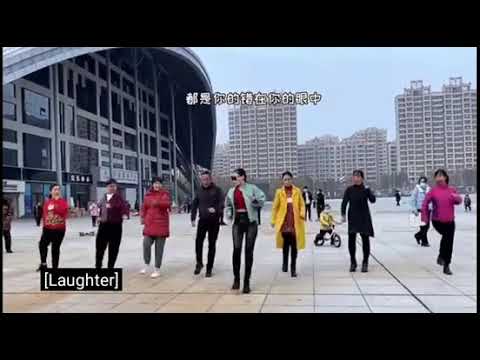 Dança aleatória de Xiaoqing