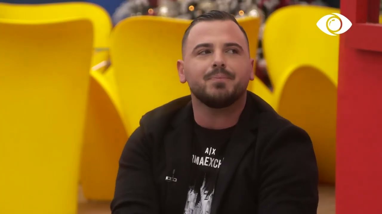 Je e vetmja që nuk erdhe/ Ndizet debati mes Oltës dhe Ronaldos