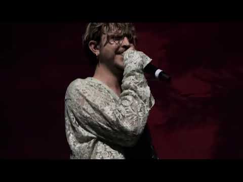 Roméo Elvis & Oscar and the Wolf - Orangé (Nelly) [[Live at AB Brussel 15-12-2025]]