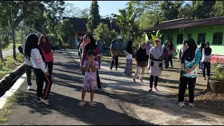 Download lagu senam Minggu pagi Desa Grantung kec Karangmoncol semangat panasan yukk mp3