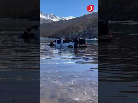ALTO RÍO SENGUER / Así rescataron la camioneta hundida