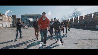 Band-a-SKA - Až mi bude pětapadesát (Official music video)