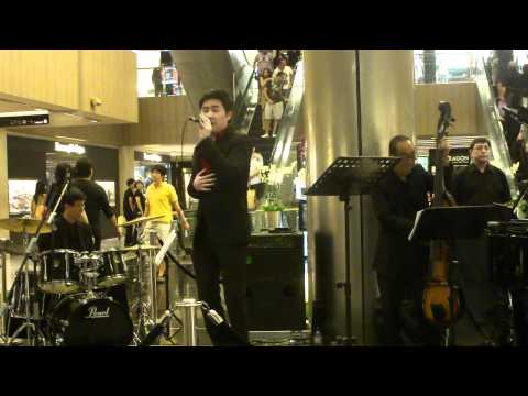 Home (NDP 1998 Theme song) by Gerald Tan - National Day Musical Displays @ Paragon Singapore