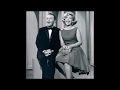Bing Crosby & Dinah Shore - Wait Til The Sun Shines Nellie