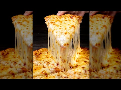 The Costco Pizza Hack You'll Wish You Knew Sooner