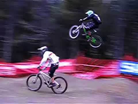 Cedric Gracia crazy 4x jump Vallnord UCI World Cup 2008 Andorra