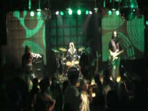 THE MAINSTREAM  LIVE IN SANTIAGO DE CHILE - at "LA BATUTA"