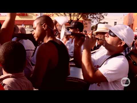 Kamaflage, P-DOE, Thirstin Howl III - QUE BRILLE - OFFICIAL VIDEO!!! CALLE OCHO 2011