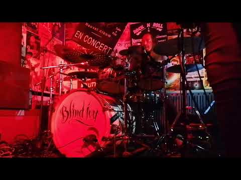 BLIND IVY ~ Drum solo by Max Petreno - 2019/10/22 AppArt, Reims, FRA