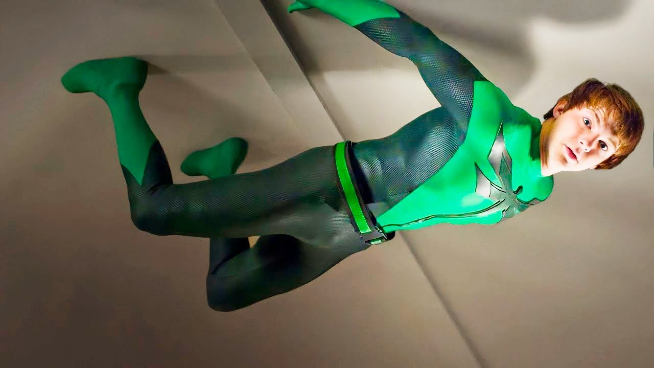 Um NERD foi picado por uma LIBÉLULA MUTANTE e foi parar em uma ESCOLA de HERÓIS BIZARROS - RECAP