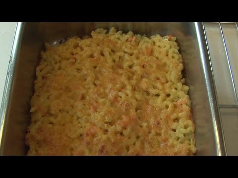Healthier macaroni and cheese demonstration