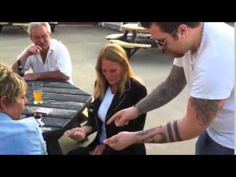 Saturn Magic -Sponge Nuts (1.5 in.) by Eric Ross - Trick