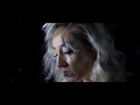 Foksio feat. Wiki - Kochać (prod. EMbeats)