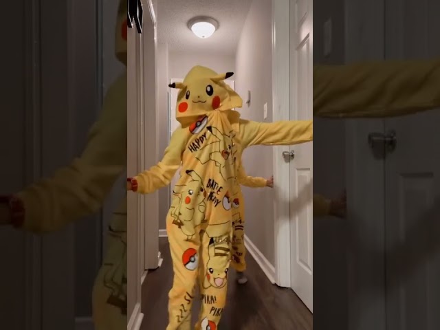 Vídeo relacionado con Pokemon Pijama Niño | Pijama Corta Pikachu | Pijamas niño Verano Azul 9-10 Años