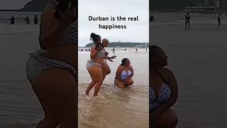 Walking and discovering Durban city beach #beach #beachvibes #travel #durban #beachwalk #africa