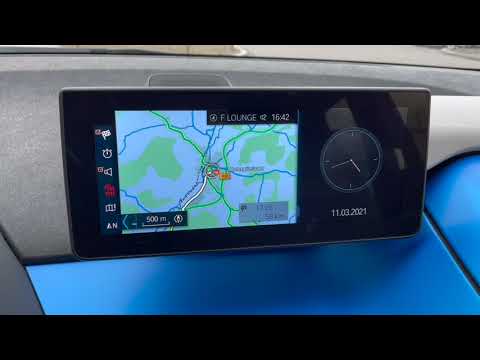 Genial einfach - die eingebaute Navigation im BMW i3 inkl. der Anzeige von E-Ladestationen