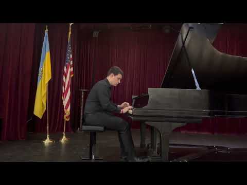 Denis Baranov “Fountain in the Rain” by Gillock