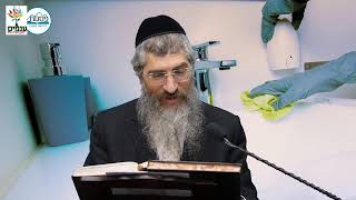 הרב יצחק יוסף (הנכד) - מתחילים נקיונות לפסח (ארגון ענפים) - התמונה מוצגת ישירות מתוך אתר האינטרנט יוטיוב. זכויות היוצרים בתמונה שייכות ליוצרה. קישור קרדיט למקור התוכן נמצא בתוך דף הסרטון