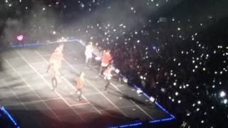 BTS WINGS TOUR NEWARK - Save me and I need you from 3/24/17