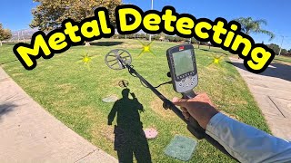 Soccer⚽ Park Metal Detecting: Surprising 1 Hour Finds!😱