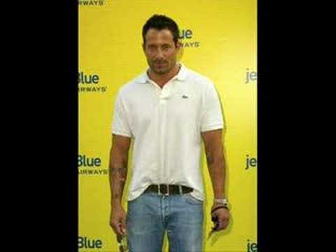 Johnny Messner - Cyclone