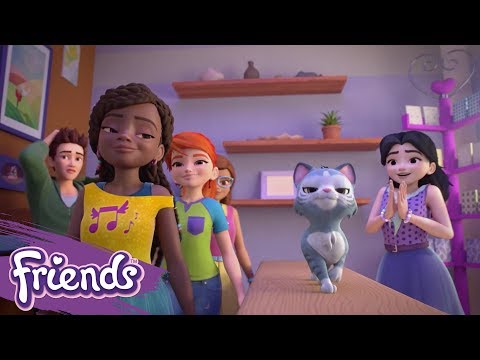 Friends: Girls on a Mission | LEGO® Shorts | Episode 6: Catwalk