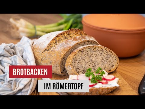 How do you bake bread in a RÖMERTOPF®?