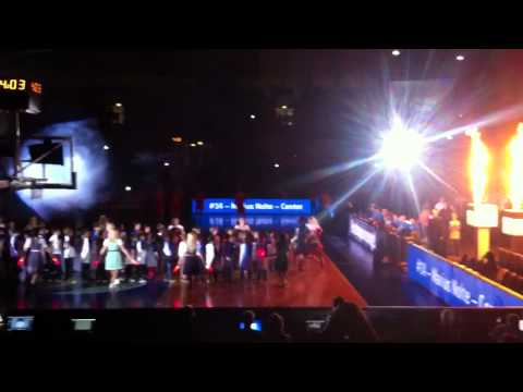 Fraport Skyliners vs. Bayern München 16.03.2014 - Einlauf