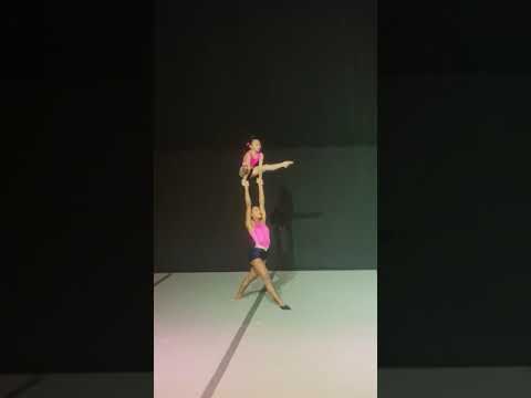 2021 Spelthorne Gymnastics Christmas Display - Yuna & Amber 직캠 (O Fortuna)