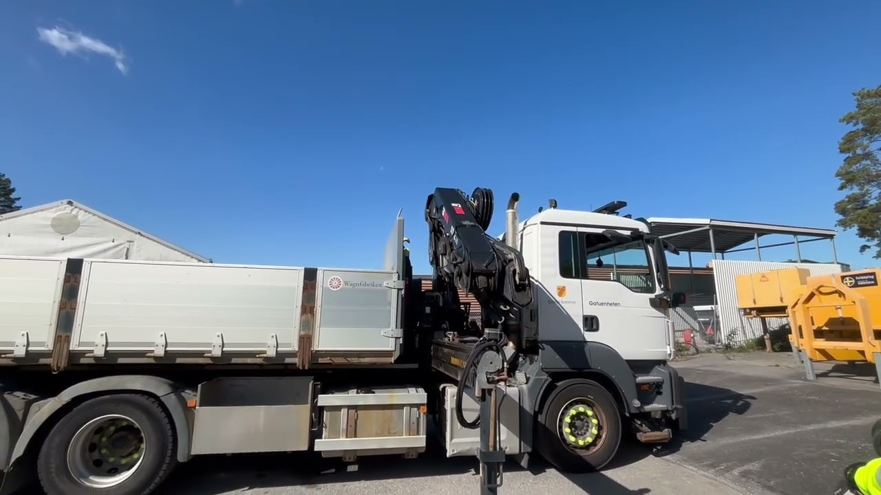 Presentation video clip: HIAB 211 ep-5 Mobilkran - 0 km