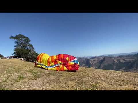 Decolagem Voo 221 de Parapente IKE Costa - 19/08/22 - Córrego do Ubá