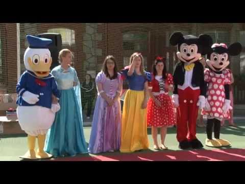 Reprezentantele lotului feminin de spadă al României i-au premiat pe elevii olimpici din Bușteni