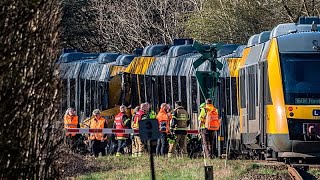 Al menos 17 heridos, 5 críticos, tras un choque frontal de trenes en Dinamarca