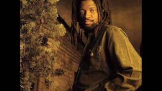 Lucky Dube - It&#39;s Not Easy