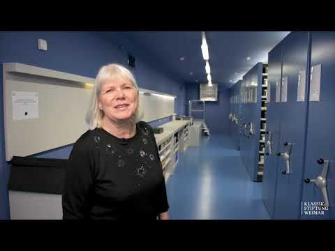 Ulrike Bischof zeigt das Goethe- und Schiller-Archiv in Weimar