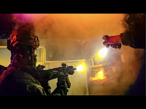 Large SWAT Response to Massive Florida Drug House