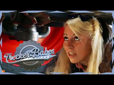 Tractor Babe Theresa is looking for a new tractor | Tractor Babes | Kabel Eins