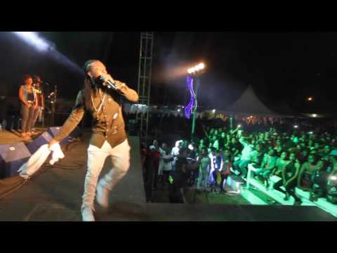 JAHYANAI KING &  BAMBY  -  LIVE PERFORMANCE @ MANA ( JULY 2K16 )