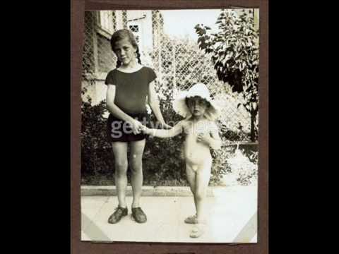 download lagu mp3 mp4 Margot Frank, download lagu Margot Frank gratis, unduh video klip Margot Frank