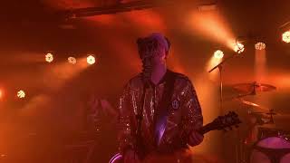 Apulanta - Poistuisitko mun elämästäni